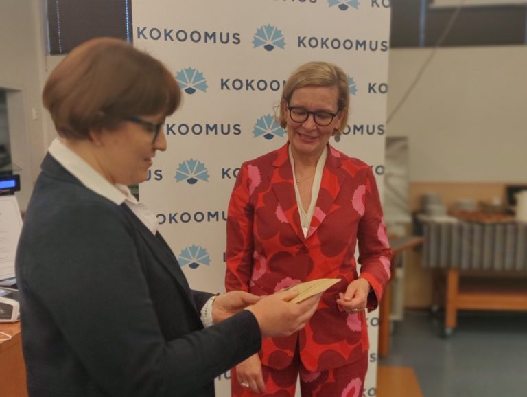 Sivistysvaliokunnan puheenjohtaja Paula Risikko vieraili Keski-Suomessa
